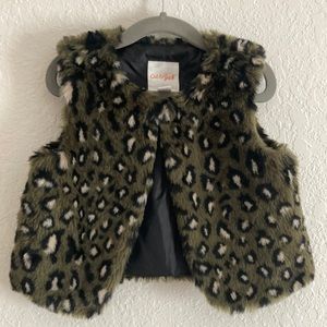 Cat & Jack 2T fur vest